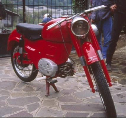 Moto Guzzi Lario 100